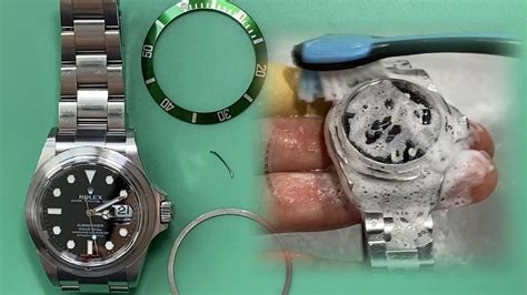 rolex ceramic how to remove ring crystal retainer|rolex sub bezel.